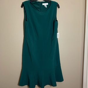 Lark & Ro ruffle bottom dress